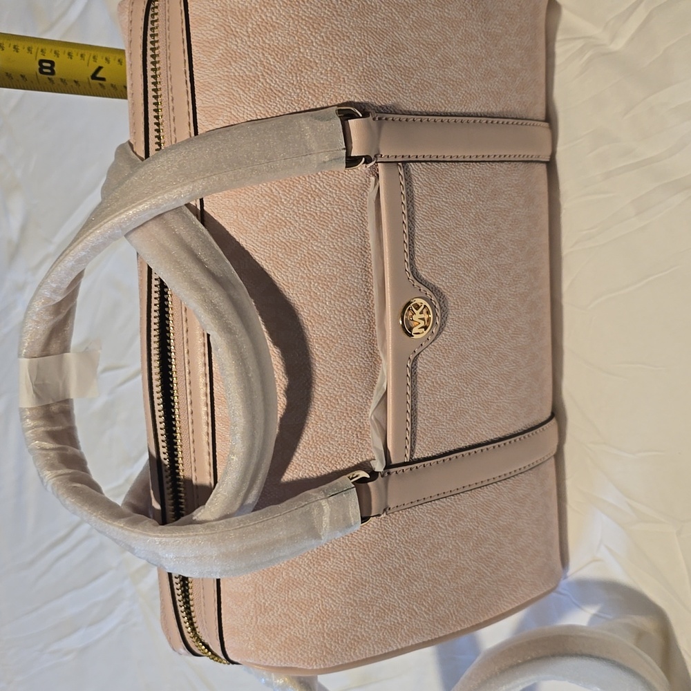 NWT Michael Kors light powder blush Medium Duffle bag purse satchel  💗 MK - Picture 2 of 9
